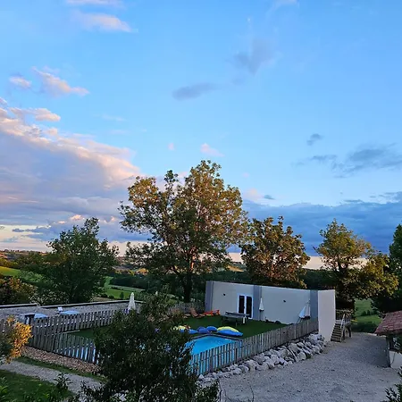 Domaine De Massoulac * Molières