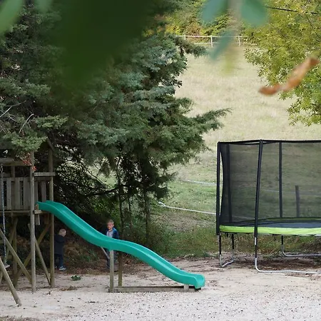 Domaine De Massoulac 펜션