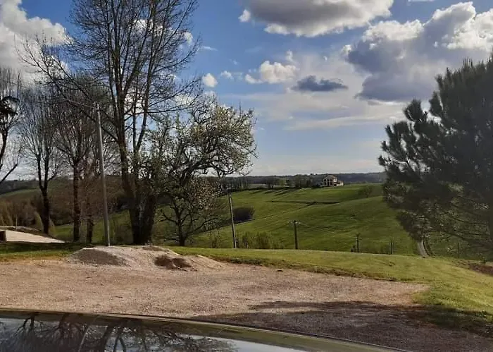 Domaine De Massoulac Molières