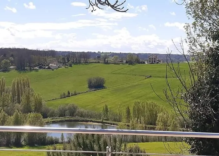 Ferienhaus Domaine De Massoulac *