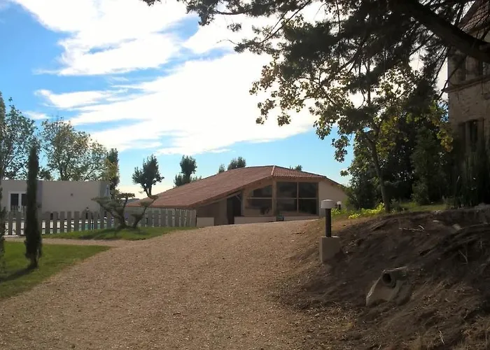 Domaine De Massoulac